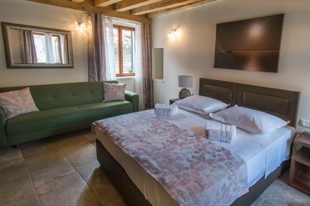 Jr Luxury Guesthouse2 스플리트 외부 사진