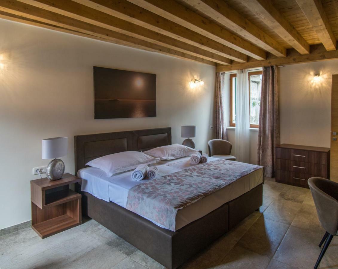 Jr Luxury Guesthouse2 스플리트 외부 사진
